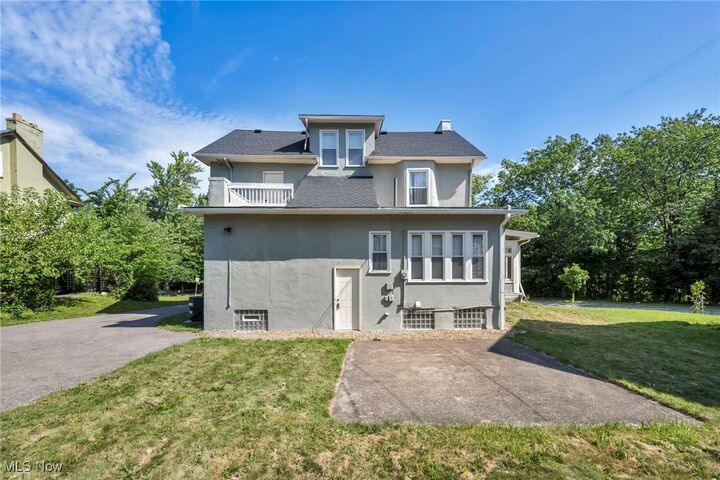 Property Photo: 3312 Redwood Road OH 44118