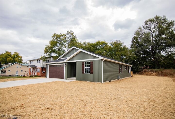 Property Photo:  3010 9th Avenue  WV 26105