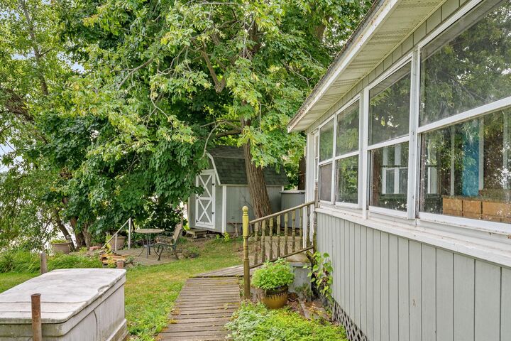Property Photo:  72 Wally'S Point Road  VT 05486 
