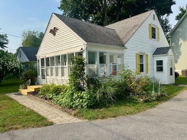 32 Lamoille Street  Essex Junction VT 05452 photo