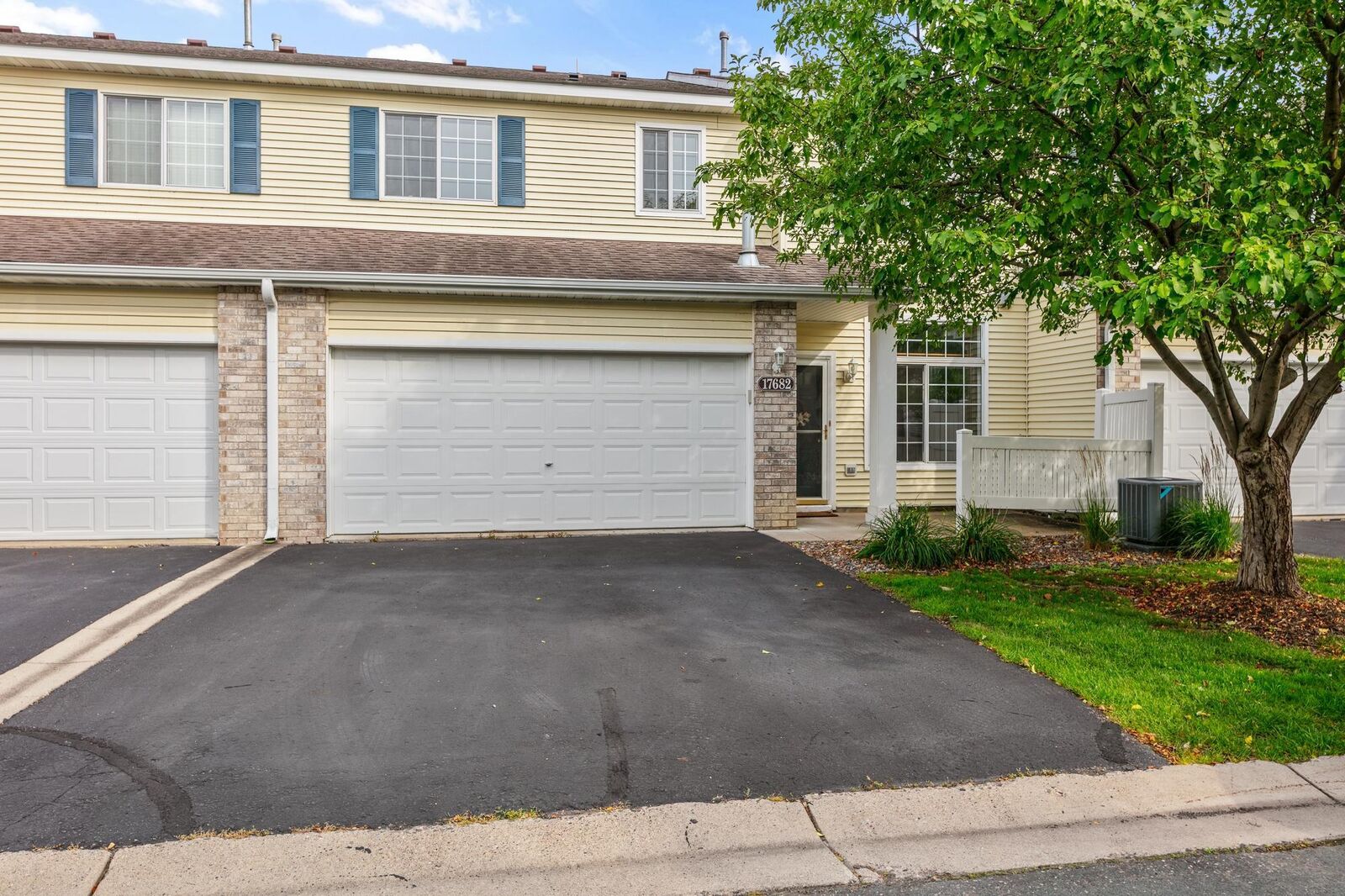 Property Photo:  17682 96th Avenue N  MN 55311 