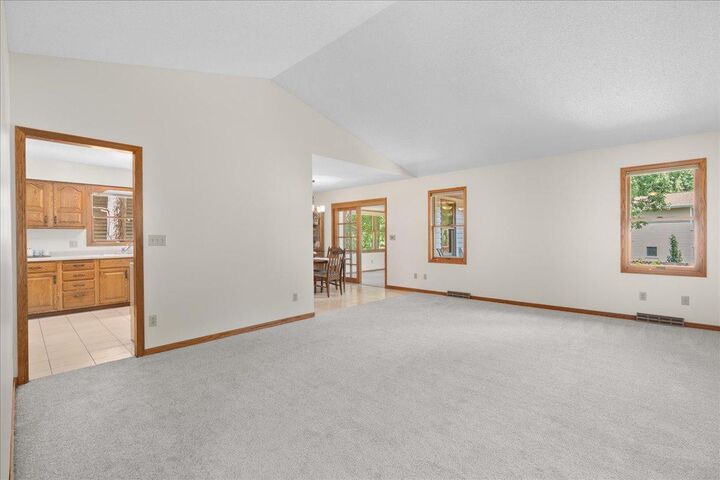 Property Photo: 908 Bluebird Court N WI 54016