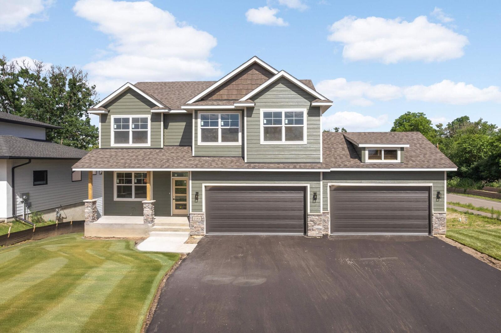 Property Photo: 2164 Eustis Street MN 55113