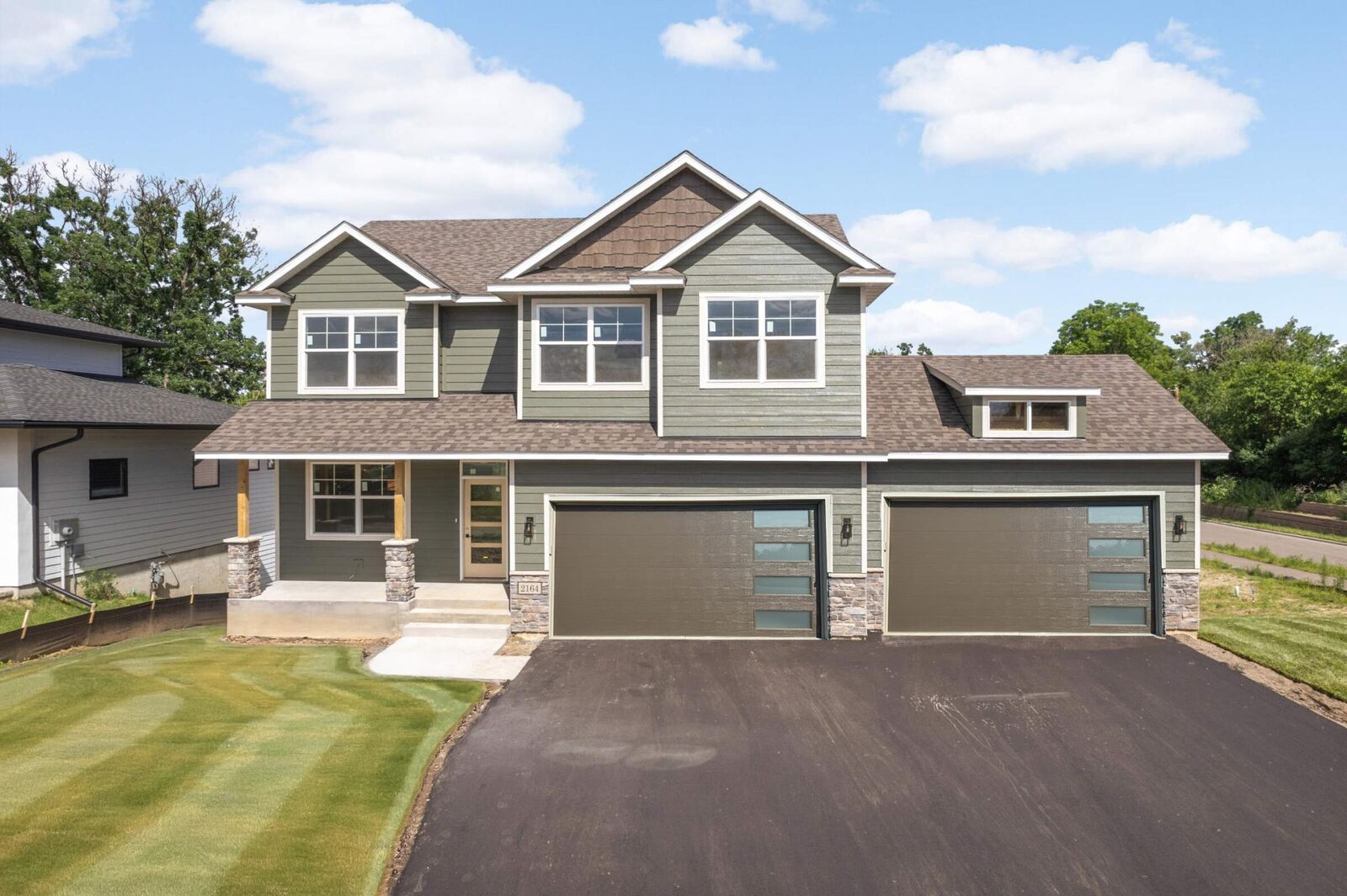 Property Photo: 2164 Eustis Street MN 55113