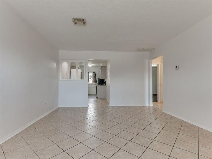 Property Photo: 7123 NW 16th Street OK 73008