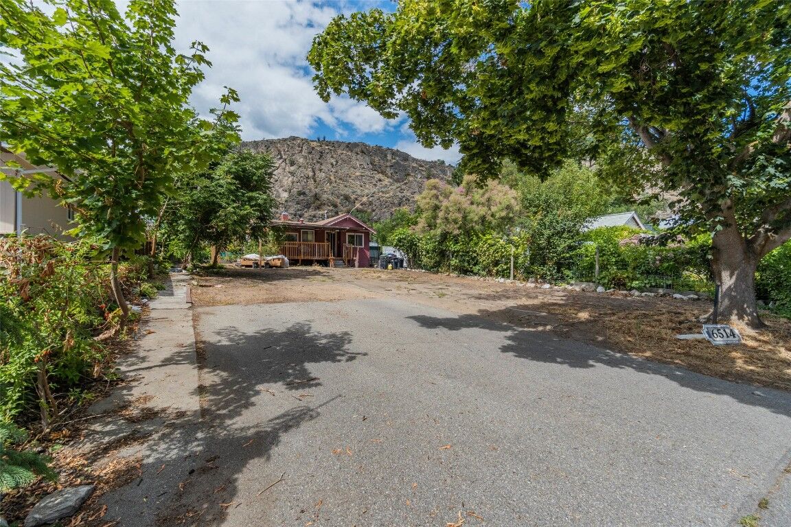 Property Photo: 6514 Hollow Street BC V0H 1T0
