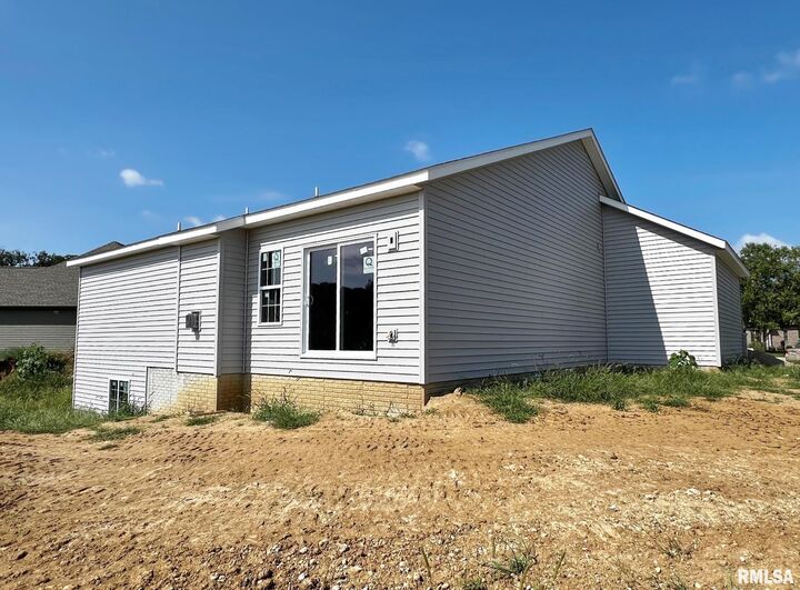 Property Photo: 8802 N Westpoint Court IL 61528