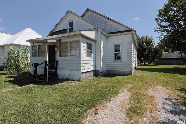 314 S Franklin  Salem IL 62881 photo