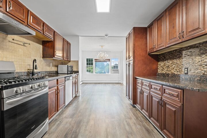 Property Photo:  59 Maple Ave 59  MA 01845 