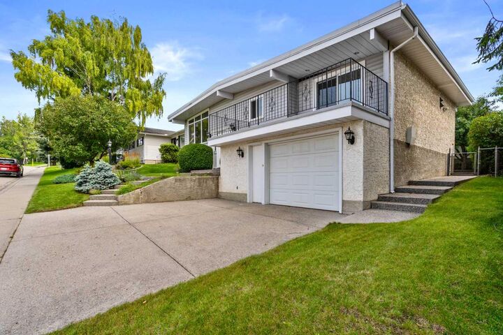 Property Photo: 5212 33 Street NW AB T2L 1V4