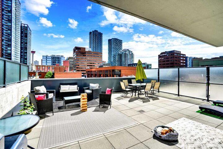Property Photo: 1010 6 Street SW 206 AB T2R 1B4