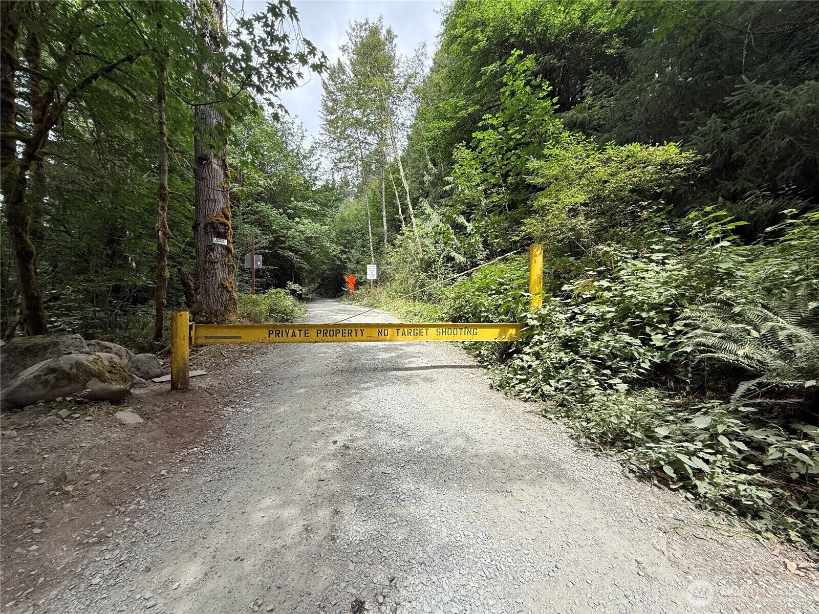Property Photo: 327 Xx Kolisch Road E WA 98323