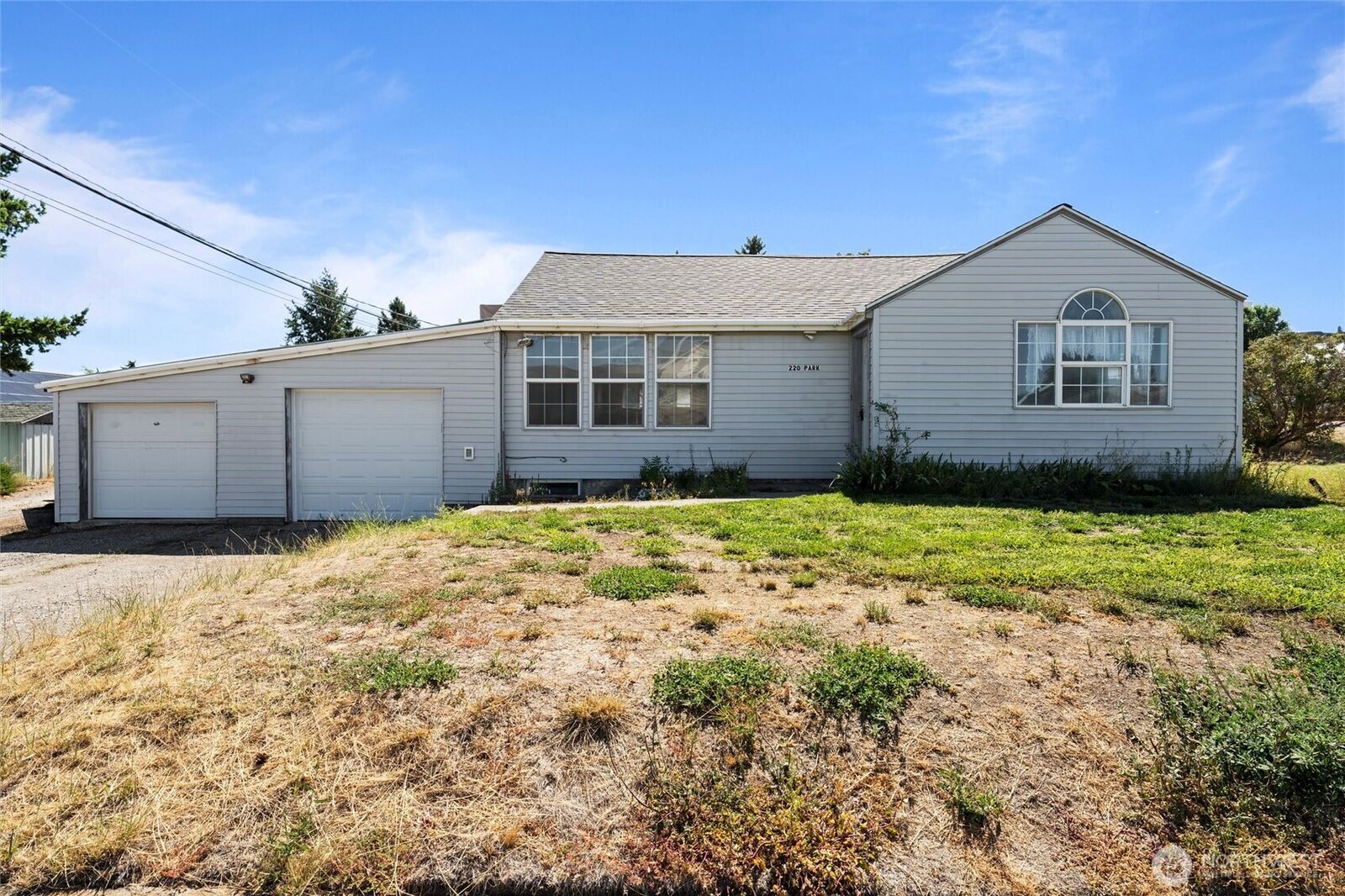 Property Photo:  220  Park Avenue  WA 99123 