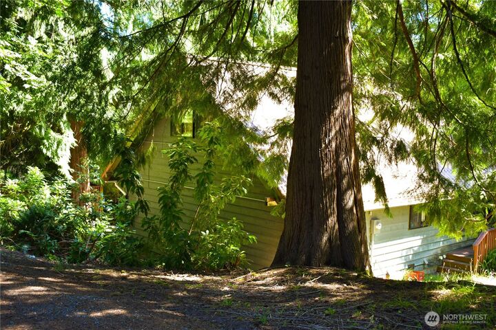 Property Photo:  80 A  Windward Drive  WA 98229 