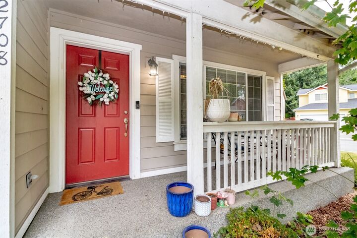Property Photo:  2708  58th Avenue E  WA 98424 