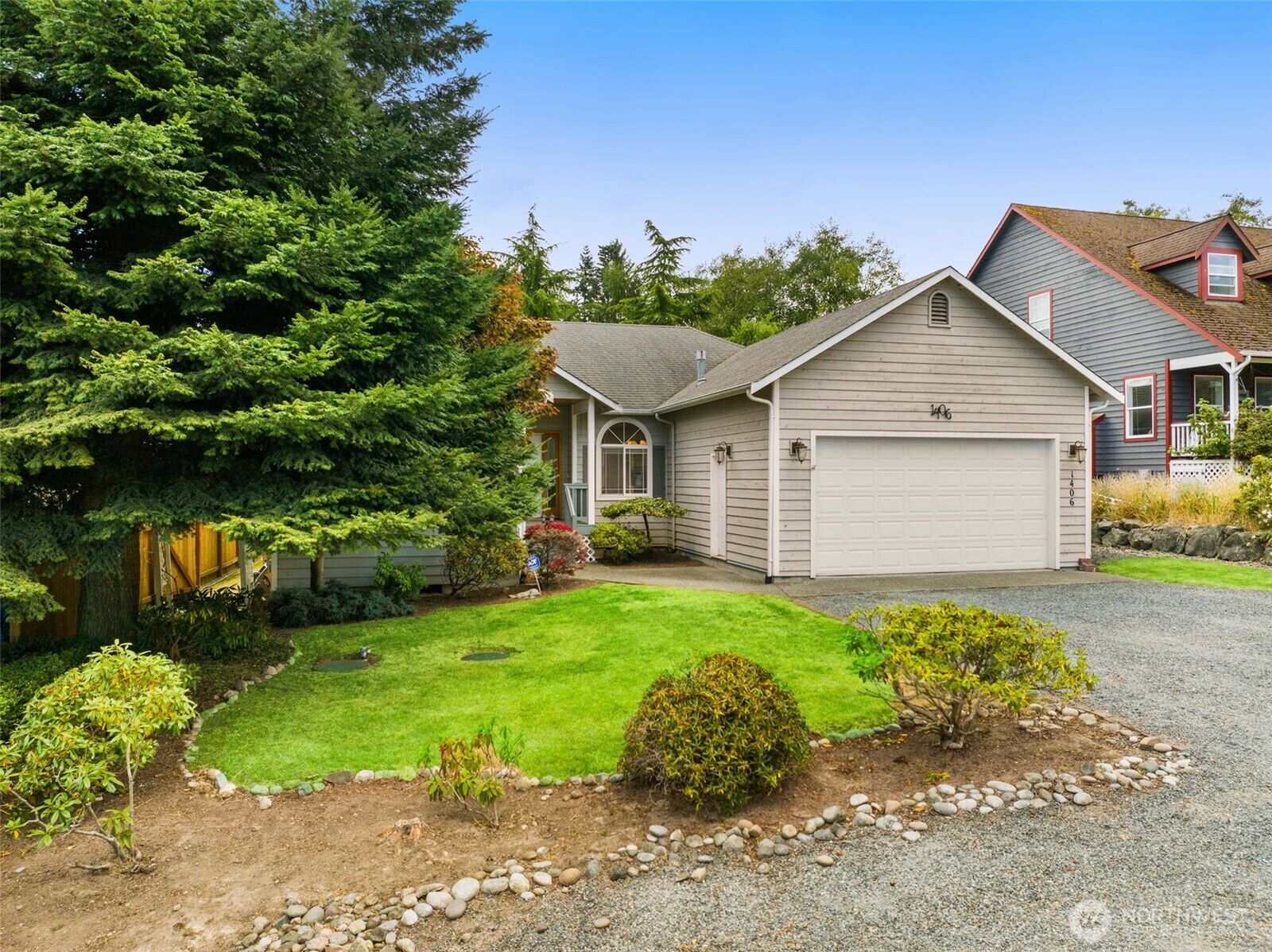 Property Photo: 1406 Everette Lane WA 98249