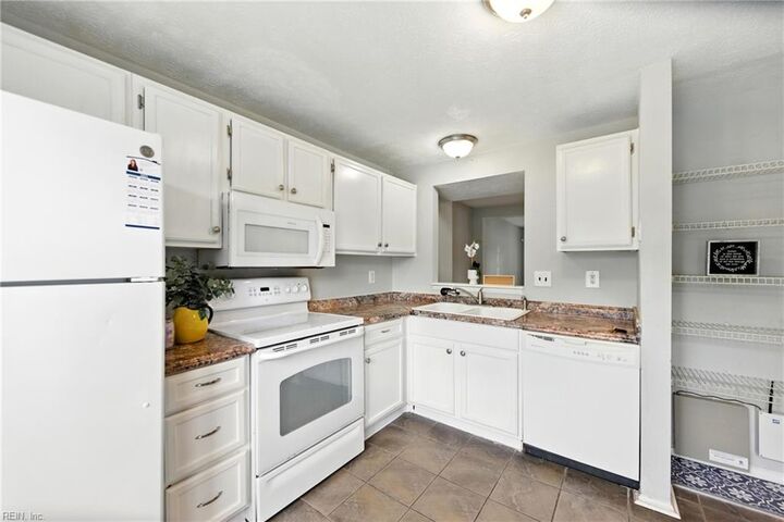 Property Photo: 459 Bryson Ct VA 23608