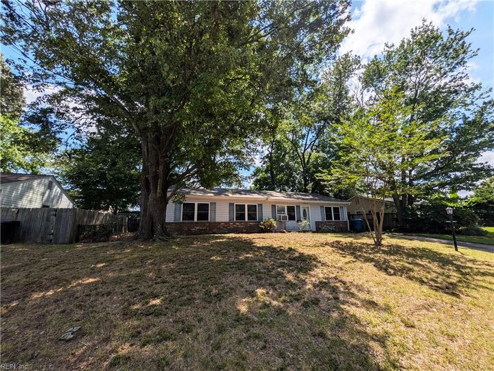 Property Photo:  3717 Starlighter Dr  VA 23452 