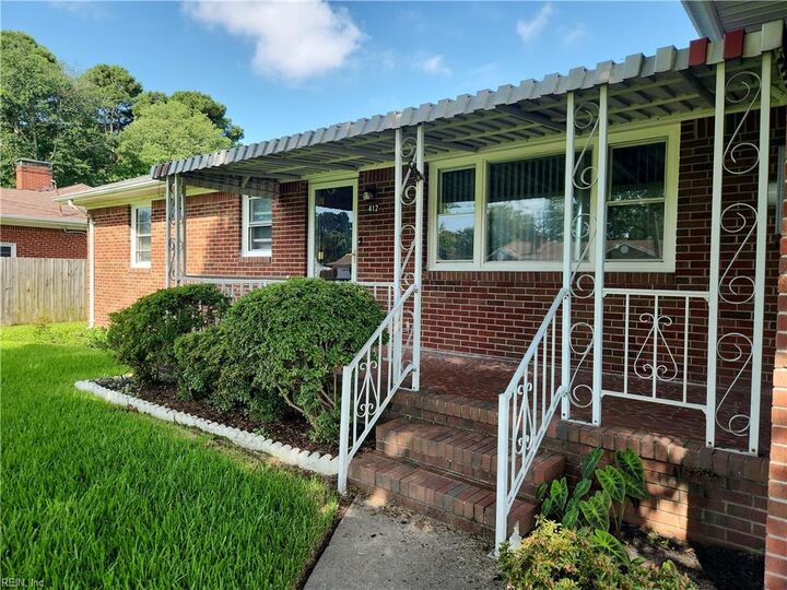 Property Photo:  412 Hartsdale Rd  VA 23462 