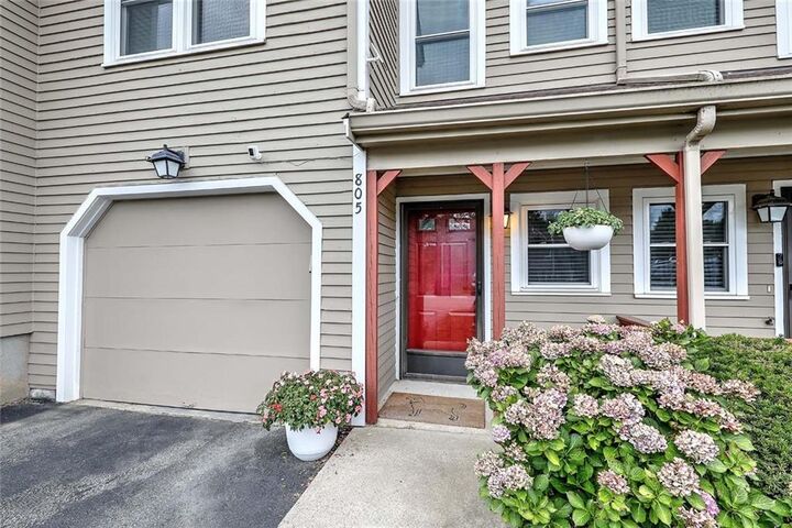 200 Heroux Boulevard 805  Cumberland RI 02864 photo