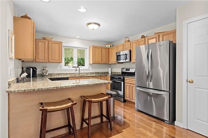 Property Photo:  15 Silvercup Circle 15  RI 02893 