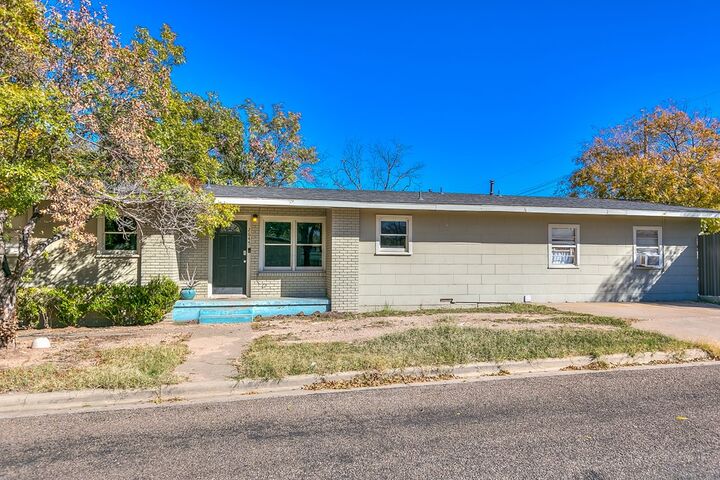 Property Photo: 2645 Raney St TX 76901