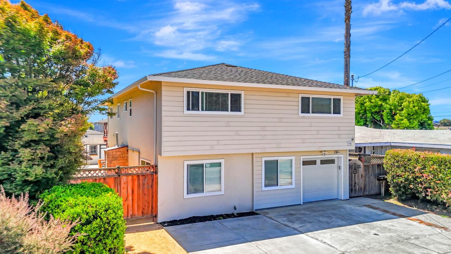 Property Photo:  908 Bancroft Ave  CA 94019 