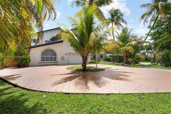 Property Photo: 10723 SW 142nd Ct FL 33186