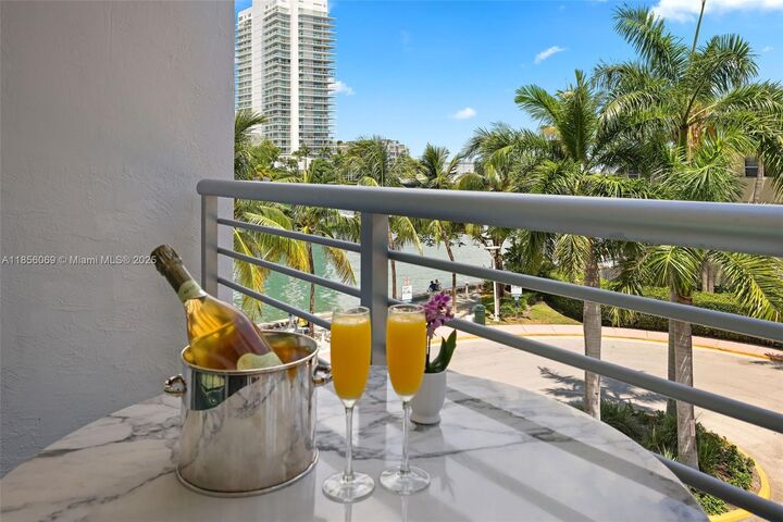1450 Lincoln Rd 403  Miami Beach FL 33139 photo