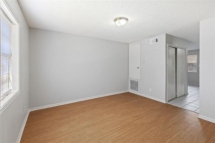 Property Photo:  1860 S Tallowood Dr Drive S C  LA 70605 