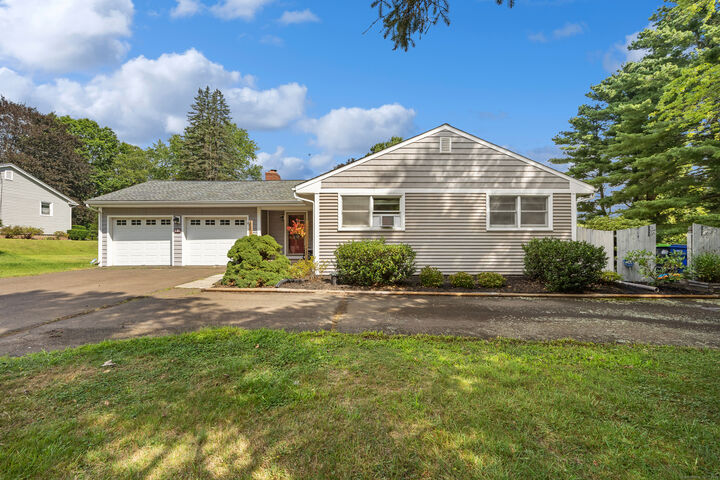 Property Photo: 93 Meeting House Hill Road CT 06422