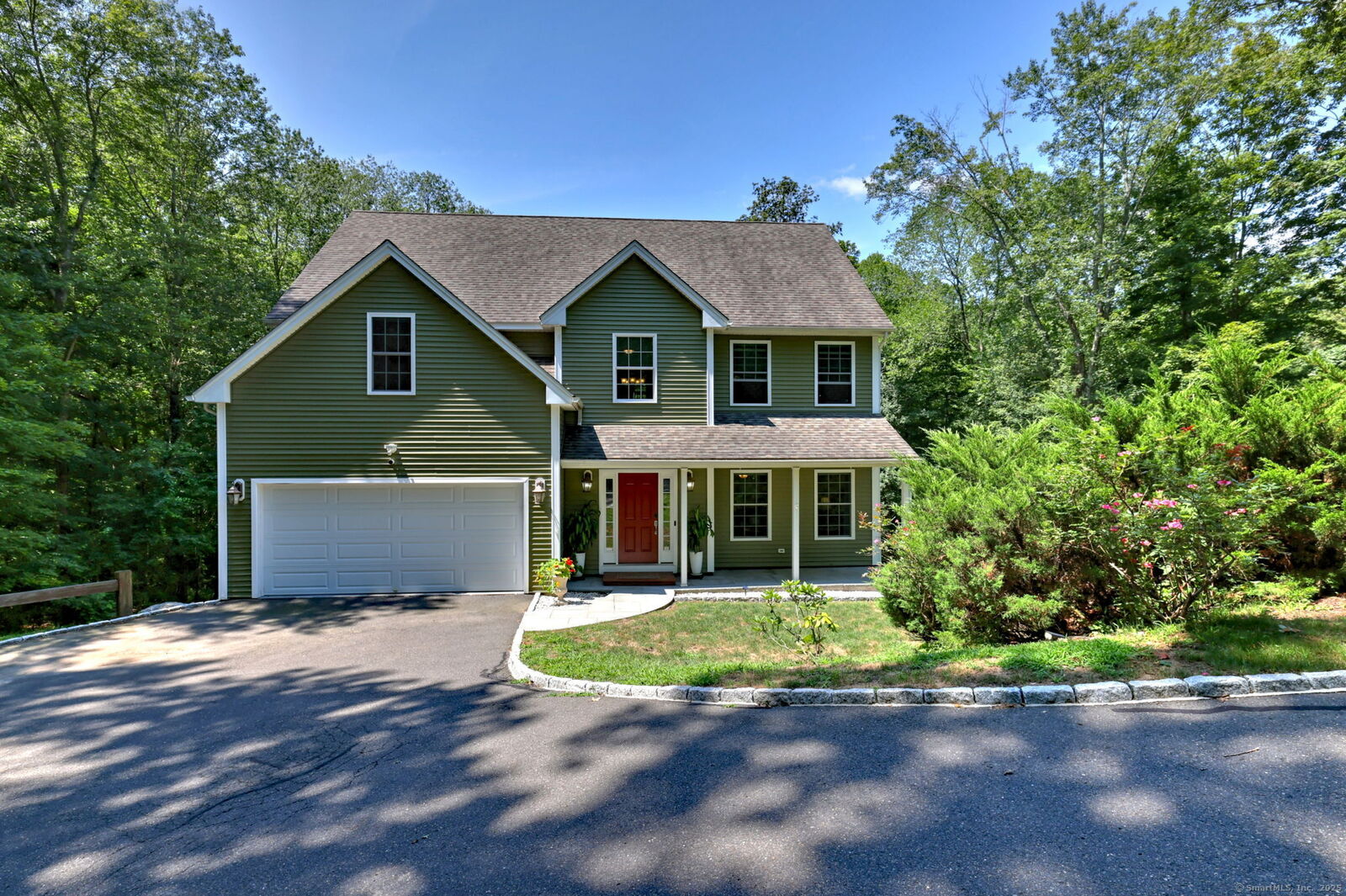 Property Photo:  325 Turkey Roost Road  CT 06468 