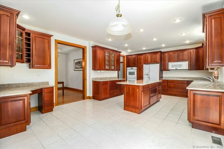 Property Photo: 3 Saugatuck Ridge Road CT 06810