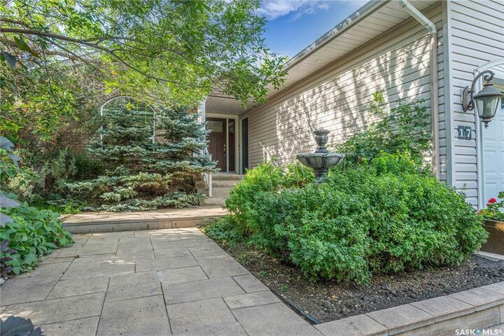 Property Photo:  17 Lott Road  SK S4L 5B1 