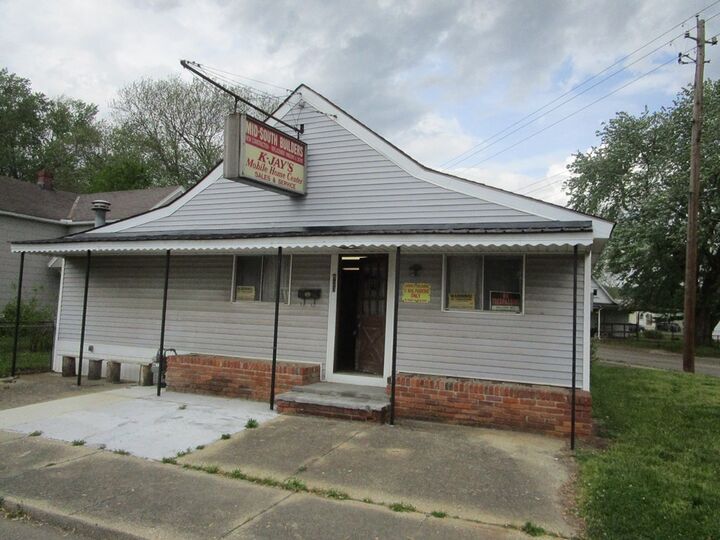 Property Photo:  923 Jefferson Street  OH 45601 