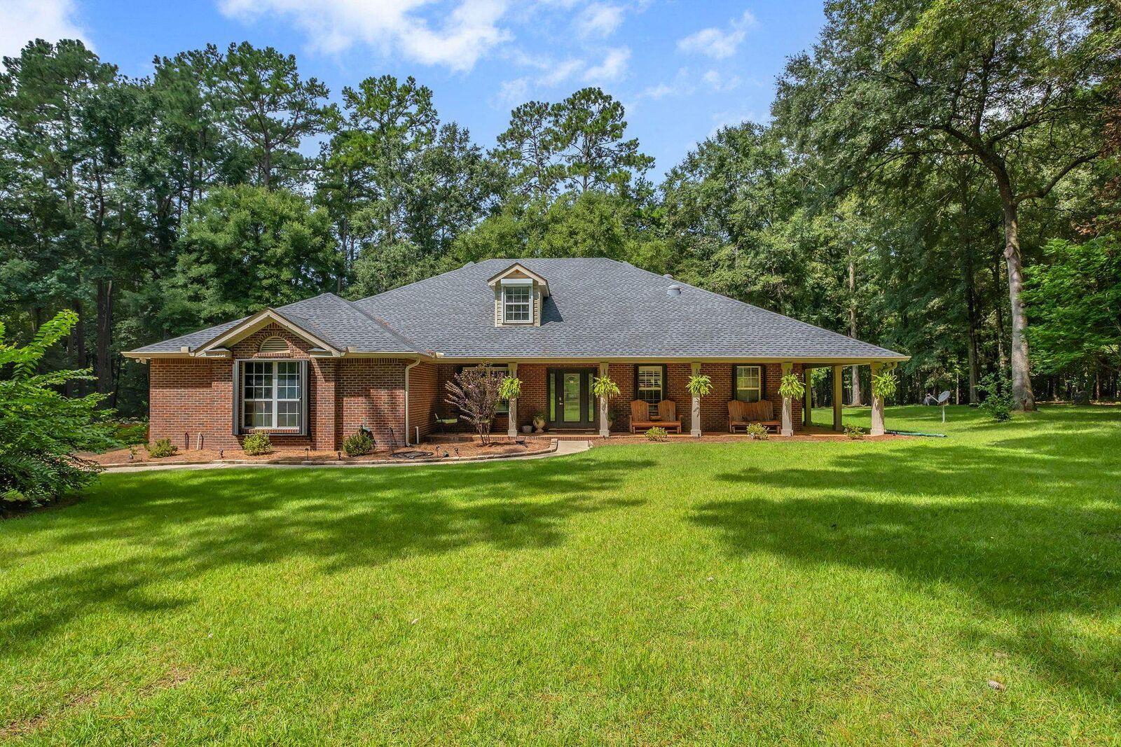 Property Photo:  7433 Creekridge Circle  FL 32309 