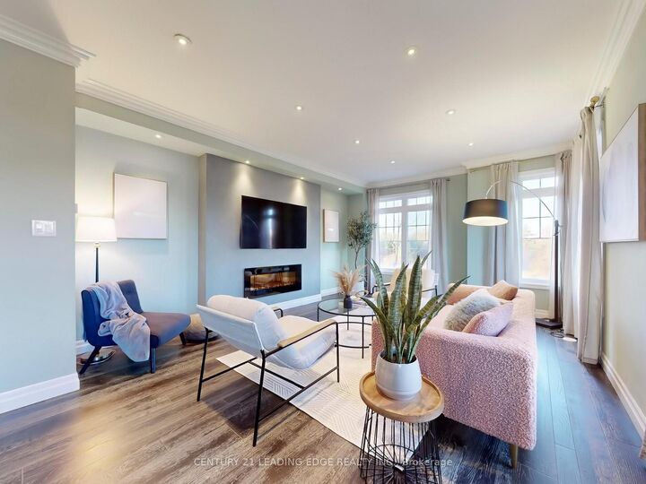 Photo de la propriété: 11 Dundas Way ON L6E 0R7