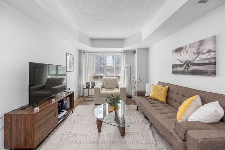 Property Photo: 15 Maplewood Avenue 212 ON M6C 4B4