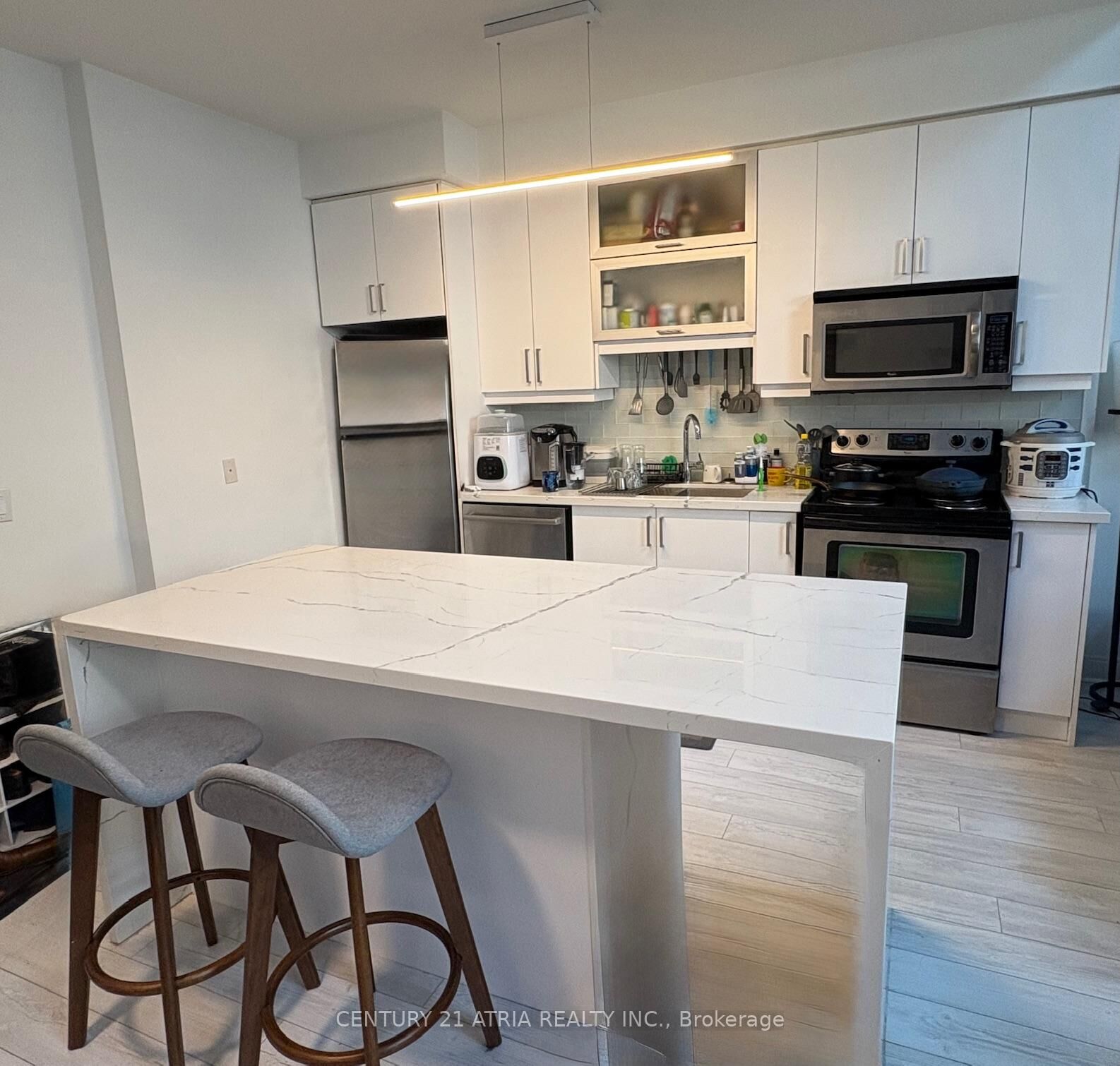 Photo de la propriété: 1 Scott Street 204 ON M5E 1A1