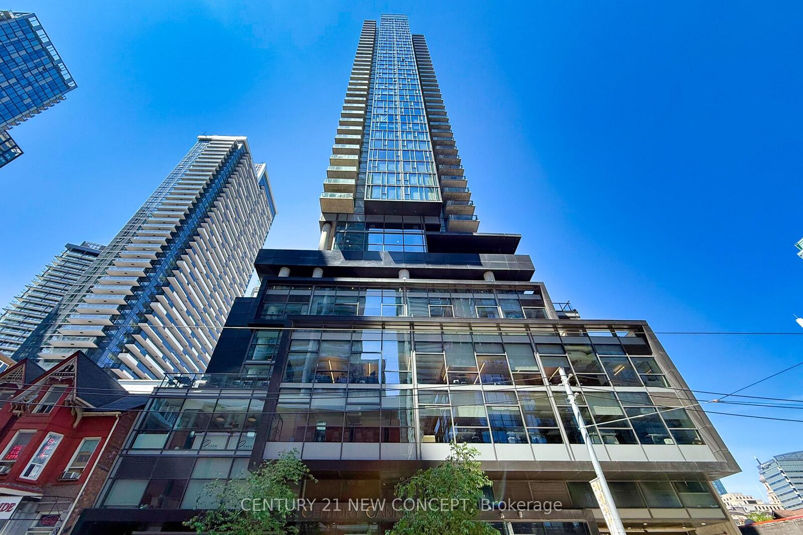Photo de la propriété: 290 Adelaide Street W 2612 ON M5V 0P3