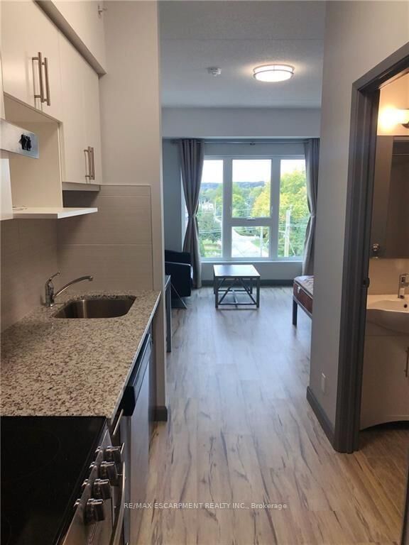 Property Photo:  77 Leland Street 507  ON L8S 3A1 