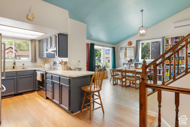 Property Photo:  5009 S 2925 W  UT 84067 