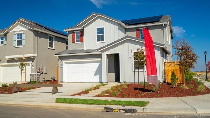 Property Photo:  787 E Lorca Street  CA 95391 