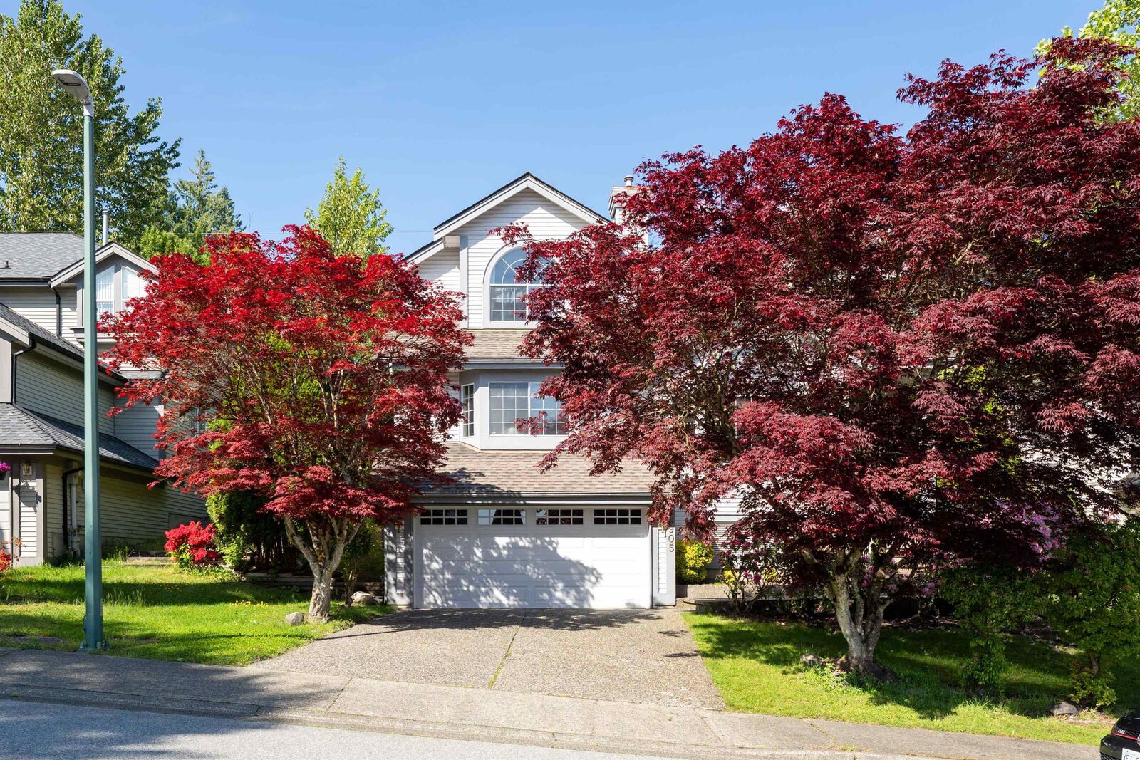 Property Photo:  2905 Cliffrose Crescent  BC V3E 2S9 