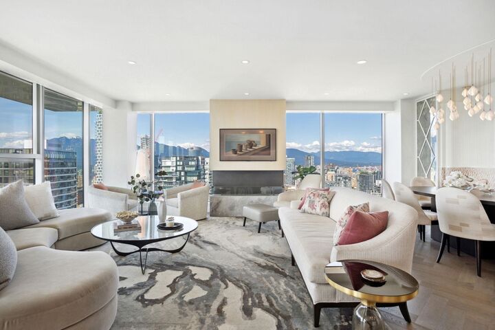 Property Photo:  1480 Howe Street 4903  BC V6Z 0G5 
