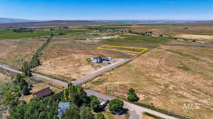 Property Photo:  Lot #20 100 E  ID 83346 