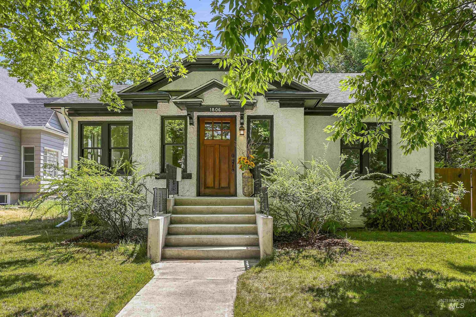 Property Photo: 1806 N 8th Street ID 83702
