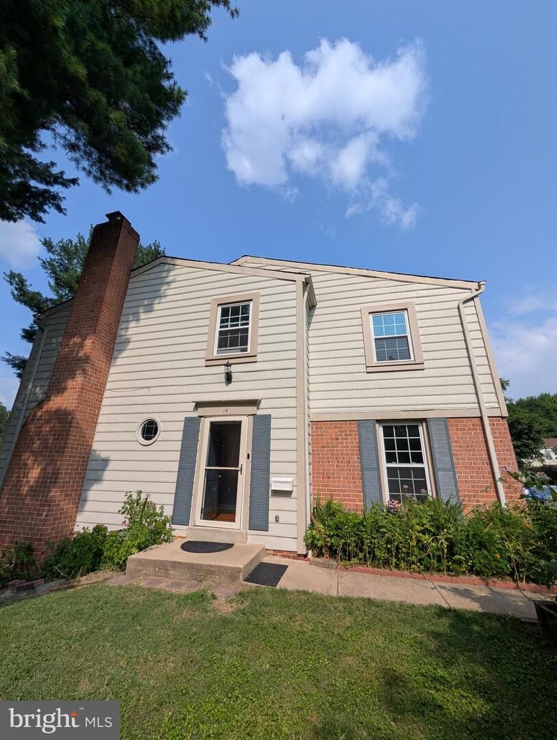 Property Photo:  14 Goodport Lane  MD 20878 