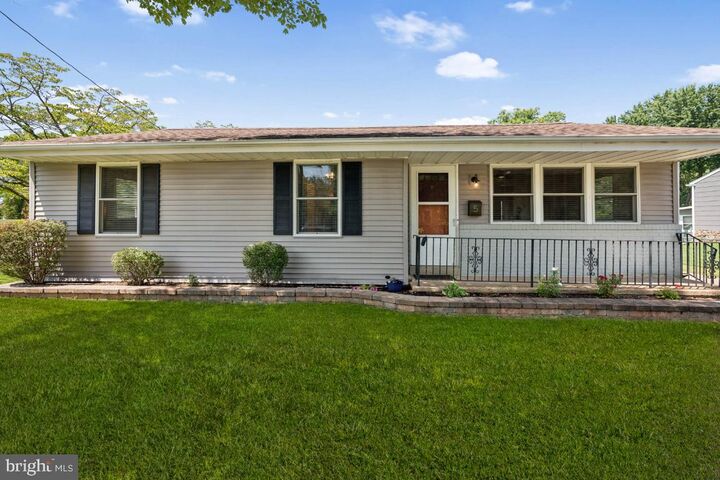 5 Center Street  Moorestown NJ 08057 photo