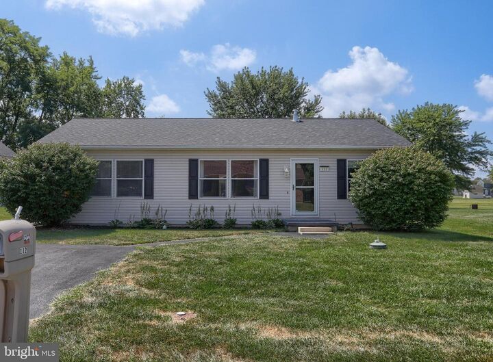 Property Photo: 112 Lynmar Avenue PA 17078